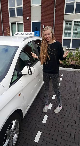 Emmelie Dekker